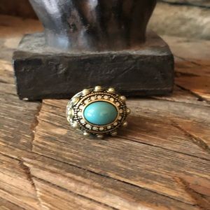 Heidi Daus Turquoise Swarovski Crystals Ring (Selling on eBay for $65)!